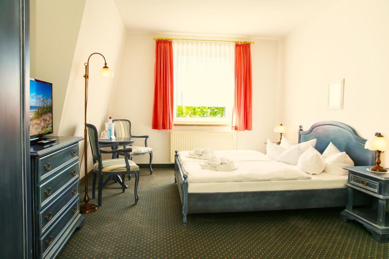 Hotel Esplanade Garni Kuhlungsborn Bagian luar foto